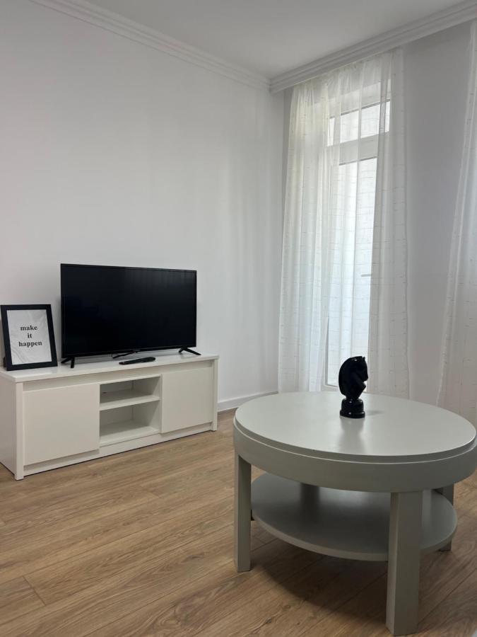 Sunny Apartment Center Suczawa Zewnętrze zdjęcie