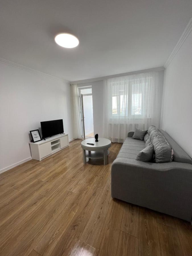 Sunny Apartment Center Suczawa Zewnętrze zdjęcie